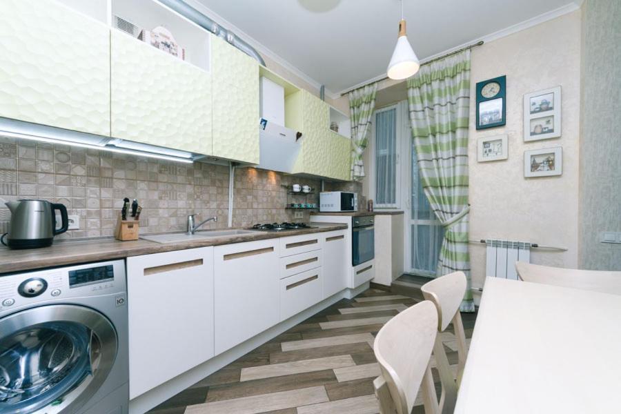 Three-Room Apartments At The Polytechnic Institute Kiev Ngoại thất bức ảnh
